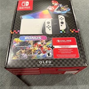 Nintendo Switch OLED with White Joy-Con and Mario Kart 8 Deluxe